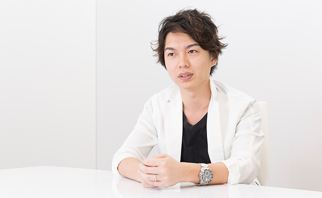 株式会社fair Next Innovation 代表取締役社長 横山 学 Special Interview Tech通信 テック通信 Online